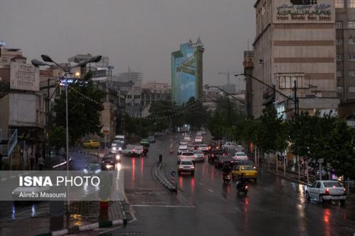رگبار و رعد و برق در تهران