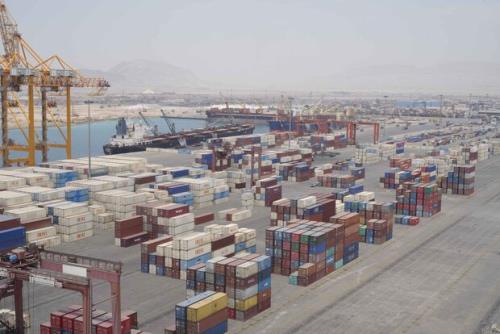 رشد ۴۲ درصدی تجارت ایران با کشورهای همسایه