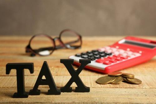 تعدیل مالیات ها سپر دفاعی اقتصاد ایران در مقابل شوک جنگی